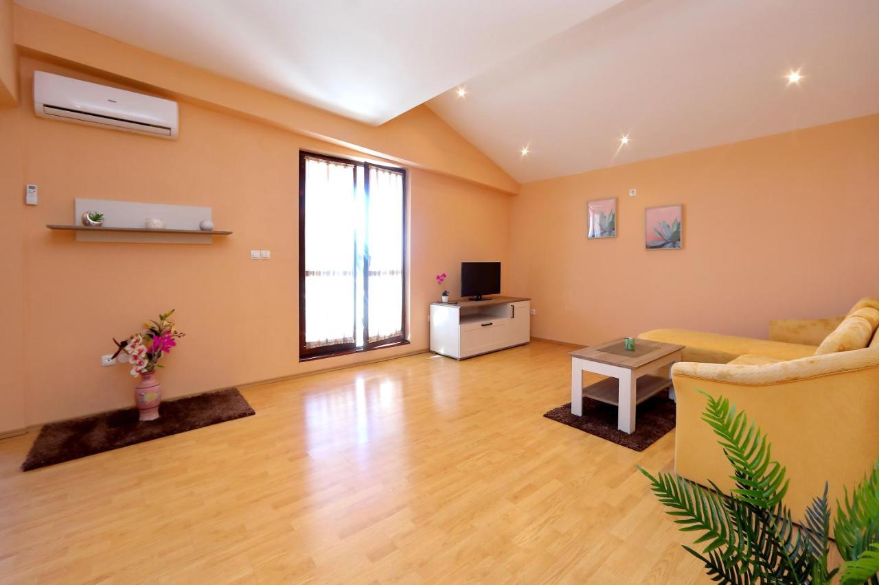 Apartmani Jagoda Бибинє Екстер'єр фото