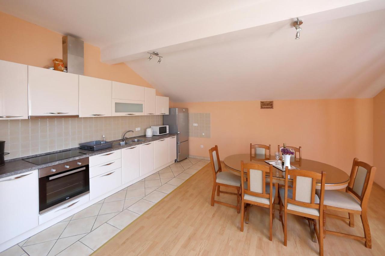 Apartmani Jagoda Бибинє Екстер'єр фото