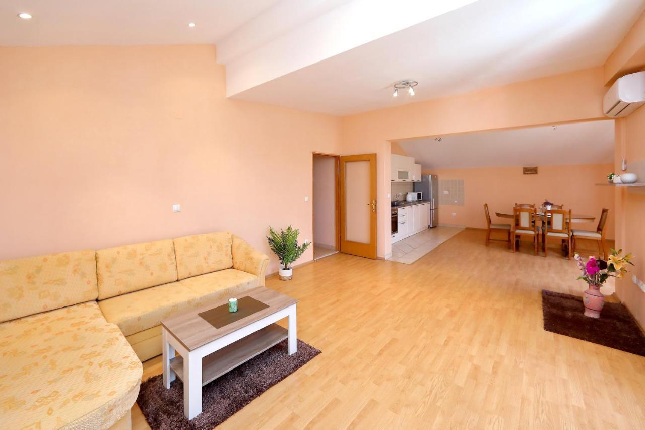 Apartmani Jagoda Бибинє Екстер'єр фото